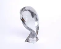 Figurine en verre, « Hibou », Baccarat, incolore, édition limitée 500, sur le socle marqué Baccarat R Rigot 395/500, au fond marque ronde au verso, modèle conçu par Robert Rigot (1929-2023), 22 cm de haut