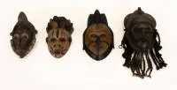 Lot de 4 masques de danse, Ibo/Nigeria, Kota/Gabon, Yoruba/Nigeria, Baule/Côte d'Ivoire :