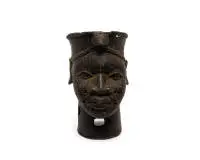 Paire de têtes commémoratives, Bénin, Afrique, env. 24 cm de haut chacune