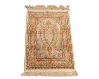 Hereke en soie, sur soie, nouage très fin, env. 0,84 x 0,55 m