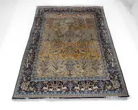 Tapis Ghom, Iran, motif jardin, env. 3,68 x 2,64 m, dommages ponctuels d'insectes