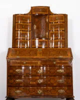 Baroque tabernacle-top secretary, South Germany or Austria, mid-18th century, softwood body, richly veneered and marquetry in walnut, walnut burl and various woods