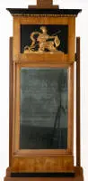 Miroir de trumeau, 1er tiers du 19e s., merisier, verre ancien, dans le fronton ébonisé représentation dorée d'Athéna, env. 150 x 65 cm