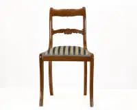 Chaise, milieu du 19e siècle, cerisier, revêtement à rayures florales, coussin de siège renouvelé, H. env. 86 cm
