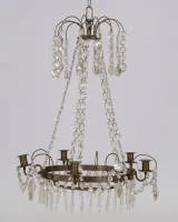 Kronleuchter oder Kristalllüster, Empire, 19. Jh., fünfflammiger Kranz mit Kristallbehang, H. 65 cm, ø 45 cm