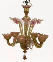 Florale Murano kroonluchter, Venetië, Italië, jaren 1950, 6-lichts, groen en roze glas in bloemvormen, 13 delen, H. 60 cm, ø ca. 55 cm, chips en beschadigingen, elektra ongecontroleerd