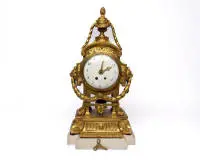 Pendule de cheminée avec réveil, Louis XVI, France, vers 1770, attribuée anciennement à Robert Osmond, marquée "A PARIS", bronze doré, H. 42 cm hors socle