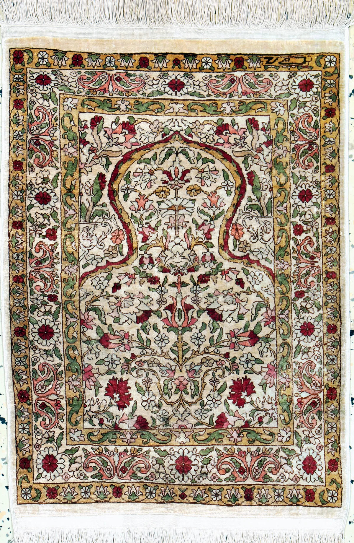 Hereke hedvábí jemné signované, Turecko, pol. 20. stol., čisté přírodní hedvábí, cca 57 x 42 cm