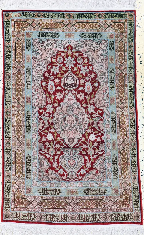 Soie Hereke fine signée, Turquie, milieu du 20e s., pure soie naturelle "métal broché"
