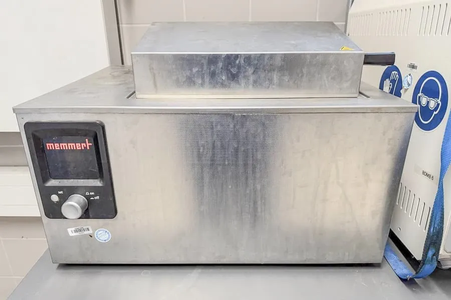 RVS waterbad MEMMERT WNB 22