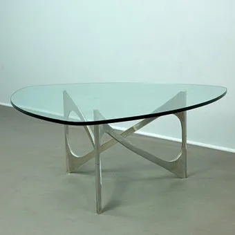 KNUT HESTERBERG. Coffee table, glass and chrome-plated metal, Germany, 1970s.
