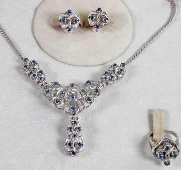 Hoogwaardige saffier Akoya witgouden wisselbare sieradenset