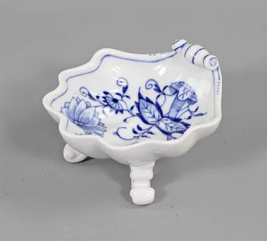Meissen schelp schaal uienpatroon.