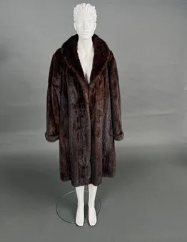 PELZATELIER BIRGIT SOMMER. Mink coat size 40 - 42, Lahnstein, Germany.
