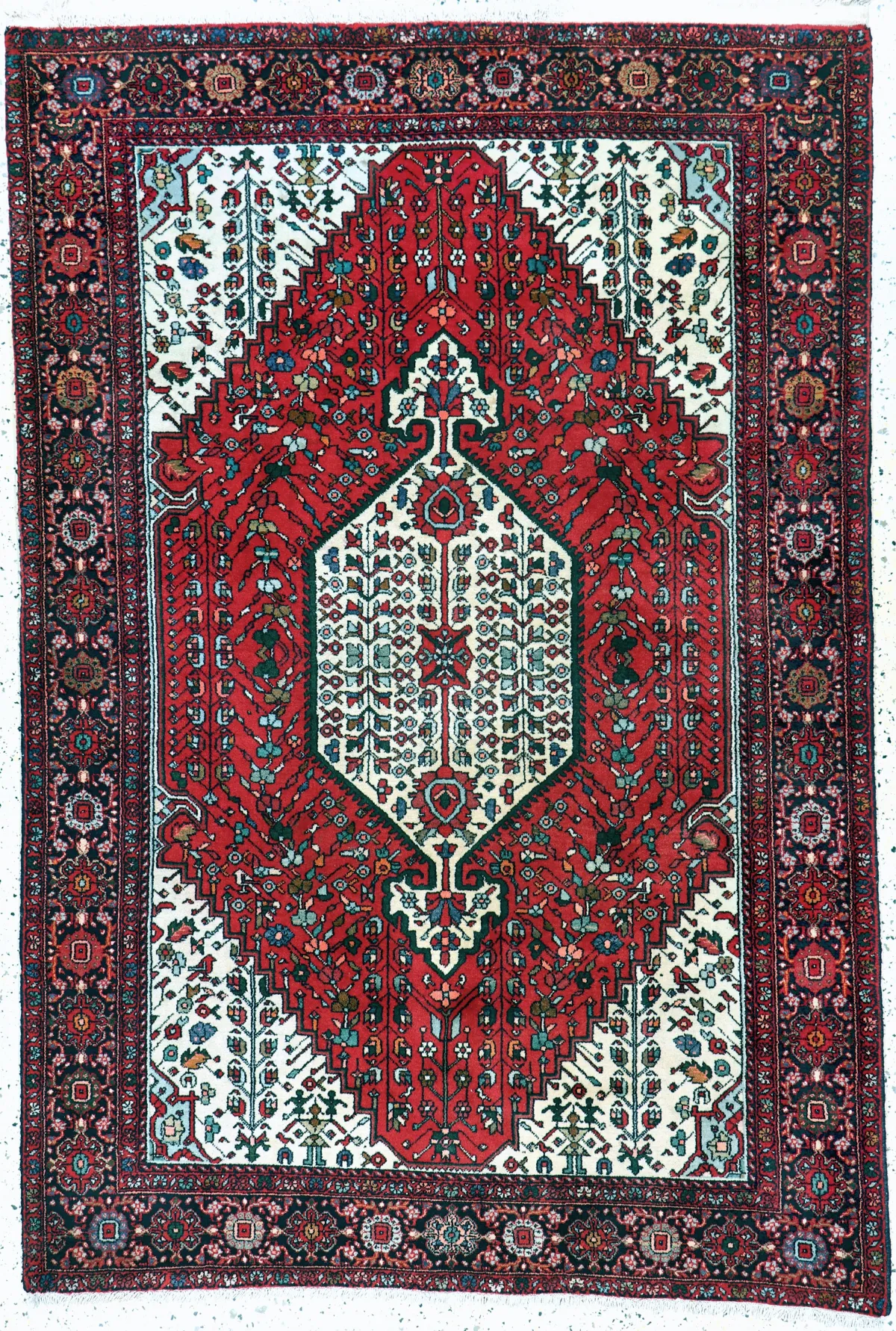 Gholtogh, Persien, Mitte 20.Jhd, Wolle auf Baumwolle, ca. 195 x 133 cm, EHZ: 2