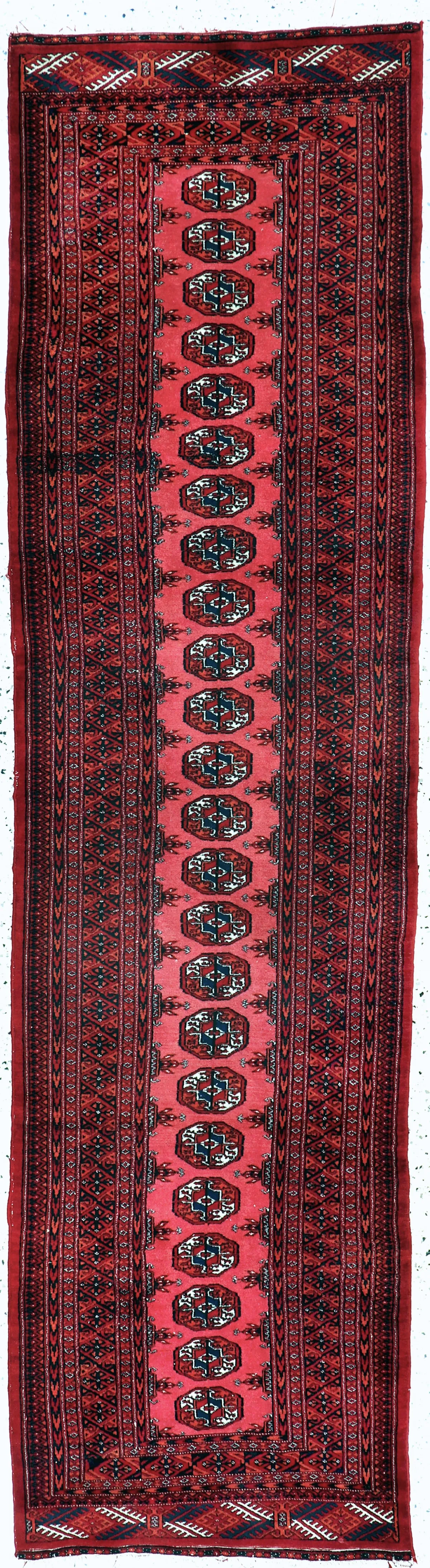 Buchara, Pakistan, late 20th c., wool on cotton, approx. 304 x 80 cm, EHZ: 2