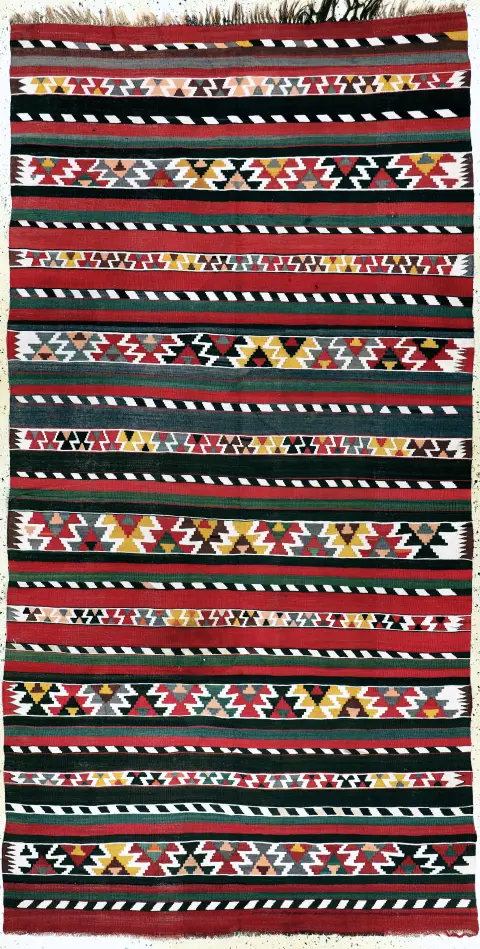Anatolian kilim, Turkey, early 20th c., wool on wool, approx. 313 x 160 cm, EHZ: