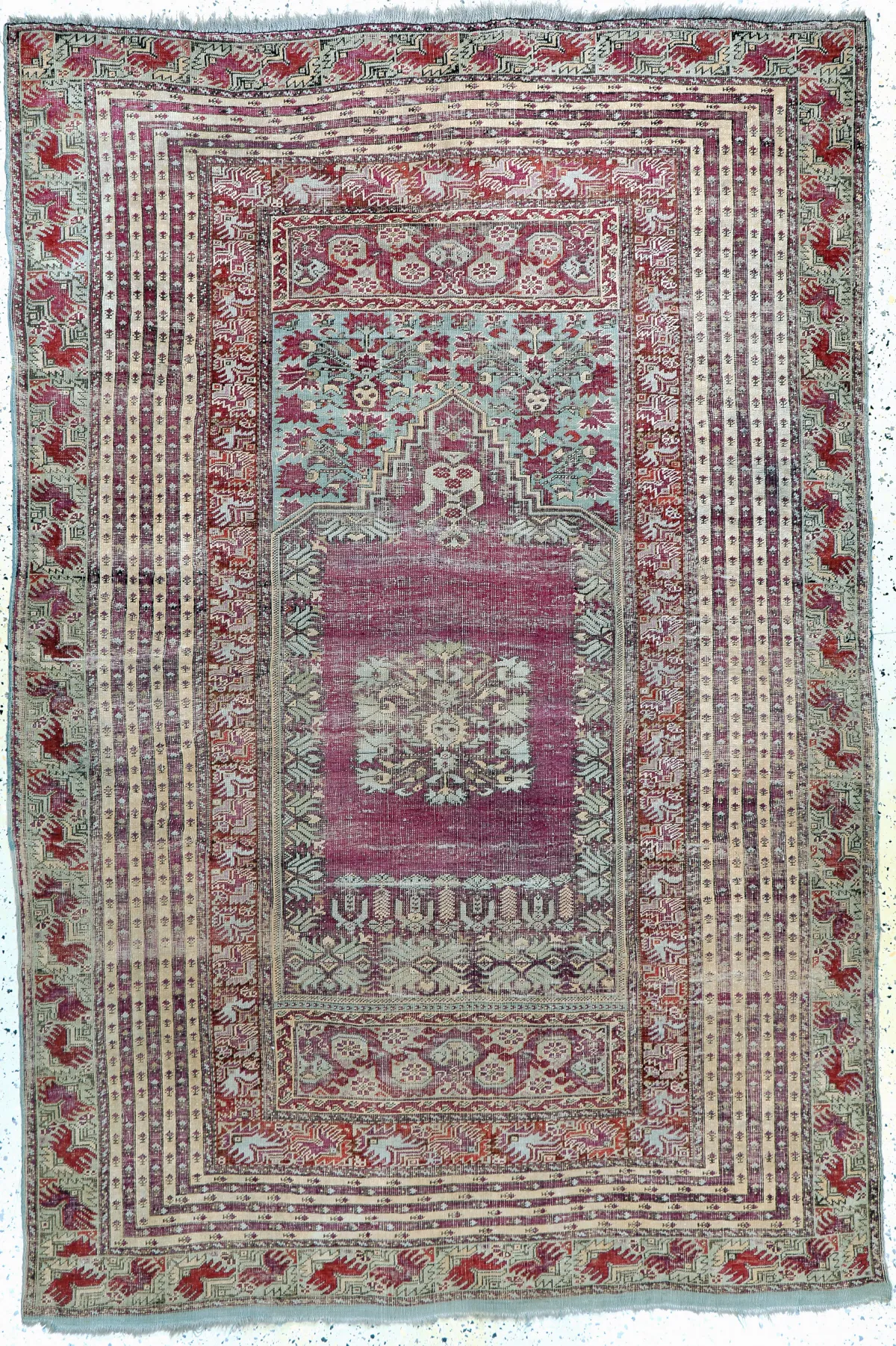 Giordes antique, Turkey, early 19th c., wool on wool, approx. 220 x 150 cm, EHZ: 3