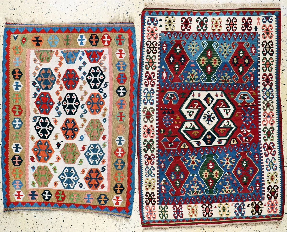 2 lots Shahsawan kelims, Perzië, eind 20e eeuw, wol op wol, ca. 160 x 107 cm, EHZ: 2