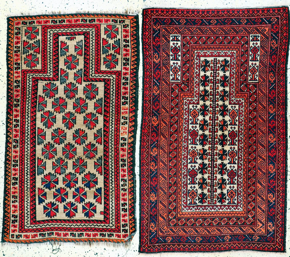 2 lots gebedskleden, Beloetsj, Afghanistan, begin 20e eeuw, wol op wol, ca. 145 x