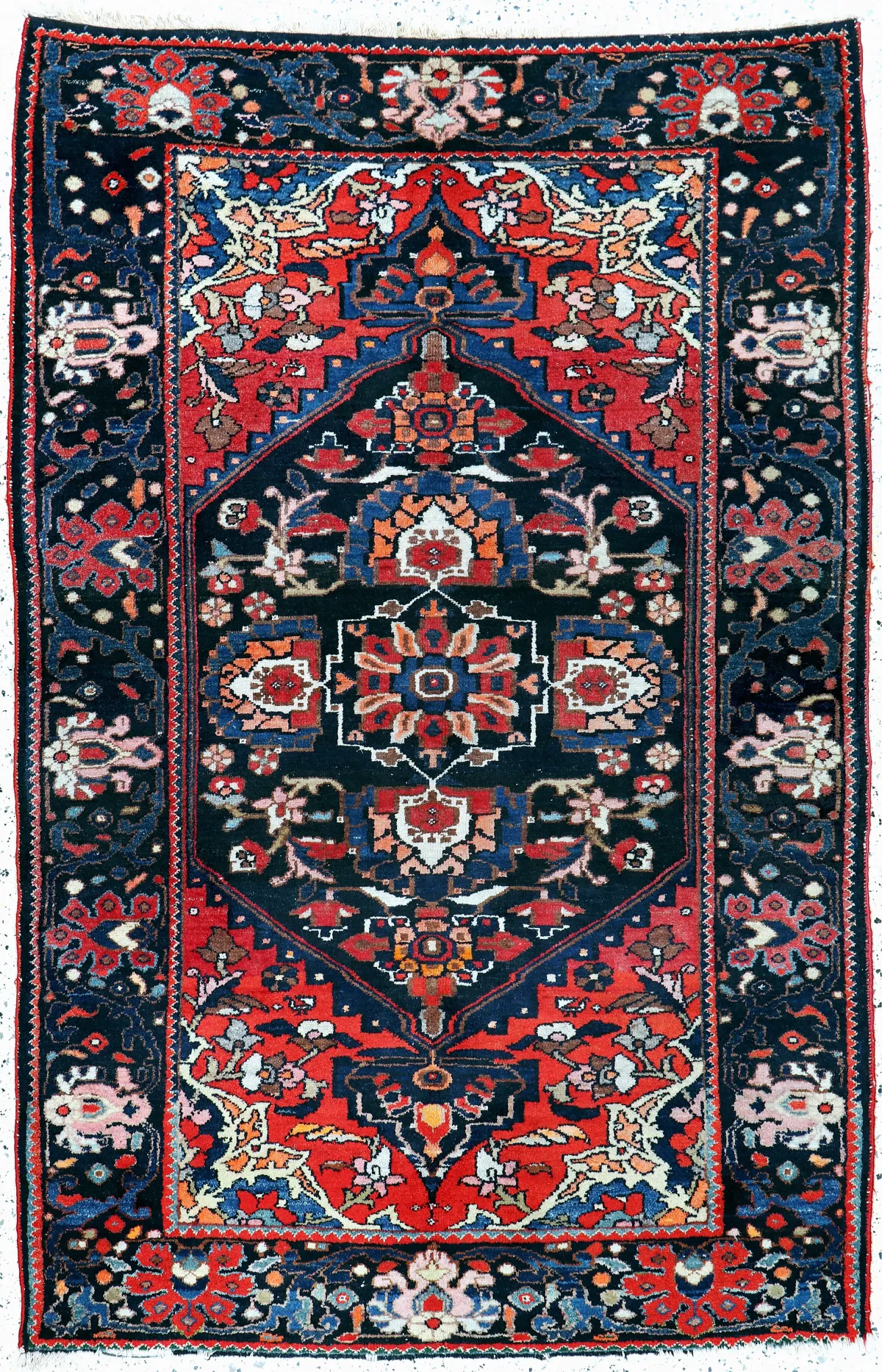 Lilian alt, Persien, Anfang 20.Jhd, Wolle auf Baumwolle, ca. 210 x 140 cm, EHZ: 2-3