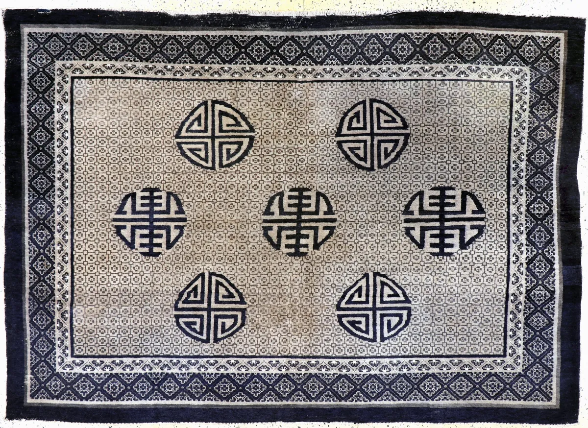 Antique Pao Tow, China, circa 1900, wool on cotton, approx. 260 x 190 cm, EHZ: 3