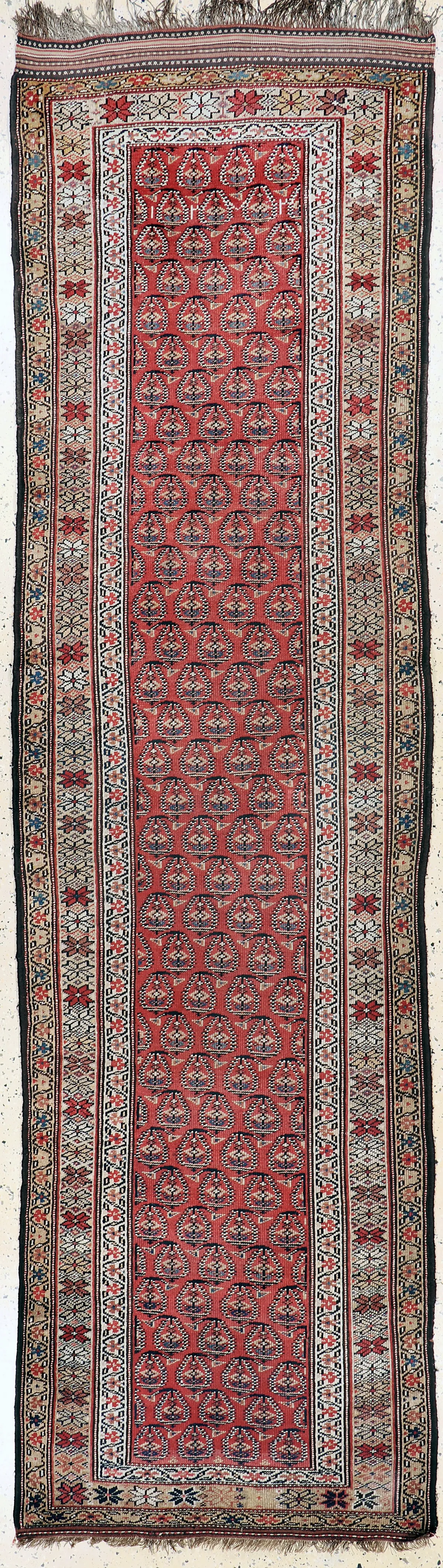 Kordi"Dorfteppich"antik, Persien, um 1900, Wolle auf Baumwolle, ca. 353 x 98 cm, EHZ: