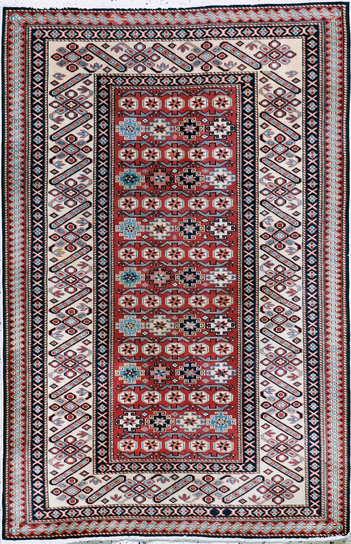 Shirvan, Azerbeidzjan, eind 20e eeuw, wol op katoen, ca. 160 x 110 cm, EHZ: 2