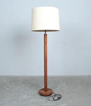 DOMUS. Lampa podłogowa z teku, Dania, lata 60.
