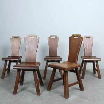Set aus fünf brutalistischen Stühlen, Eiche, 1970er Jahre, Belgien.