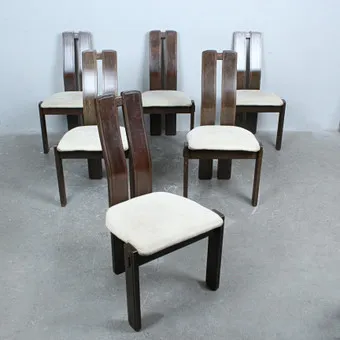 MARIO MARENCO (1933-2019)。风格仿制。六把椅子 / 餐椅，山毛榉，1970年代（6）。