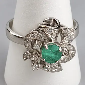 Bague émeraude avec diamants - or blanc 585/000 (14 K).