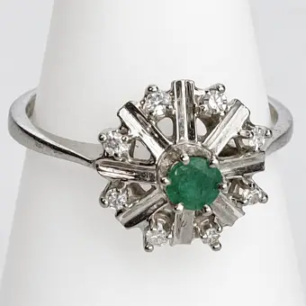 BAGUE ÉMERAUDE avec DIAMANTS - Or blanc 585/000 (14 K).