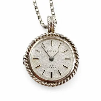 Hangklok aan ketting, sterling zilver.
