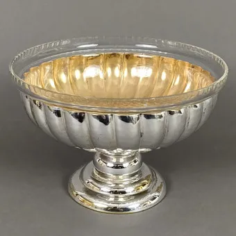 COUPE DE PRÉSENTATION avec insert en verre – probablement vers 1900/début 20e s.