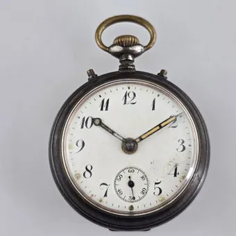 KAPESNÍ HODINKY S BUDÍKEM - JUNGHANS, KOLEM 1900.