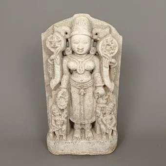 STÈLE LOURDE ET PETITE AVEC DÉESSE GAURI - INDE.