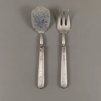 Cubierto y cuchara de servir - plata 950/000, Émile Puiforcat, París, hacia 1890.