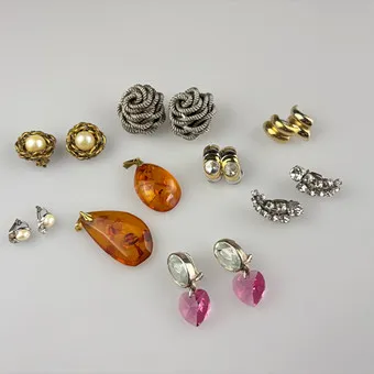 Konvolut Schmuck, 9-teilig.