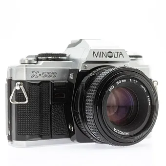Minolta X-500, 35mm Spiegelreflexkamera ( SN 6118059 ) mit Minolta Lens MD 1:1.7/50mm ( SN 9241206 ) Objektiv.