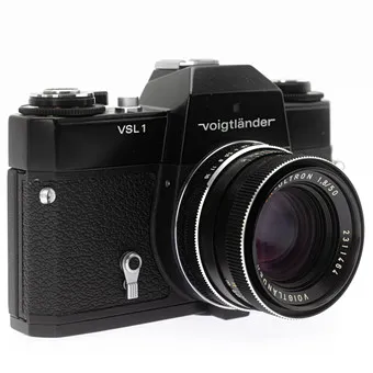 Voigtländer VSL TM, 35mm spiegelreflexcamera (SN 1744887) met Voigtländer Color-Ultron 1:1,8/50mm (SN 2311464) objectief.