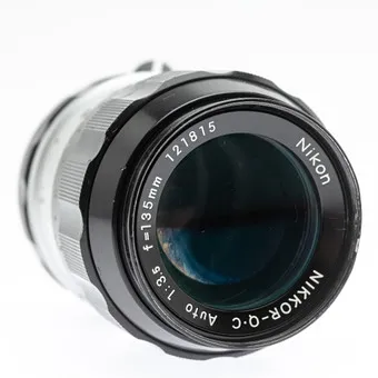 Nikon Nikkor-Q.C Auto 1:3,5 / 135mm (SN 121815) objectief