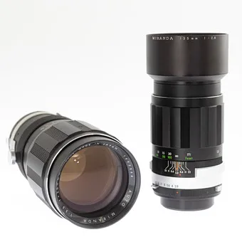 Miranda Auto Miranda 1:2,8 / 135mm ( SN 5451109 ) et Auto Miranda 1:3,5 / 200mm ( SN 1692544 ) objectifs.