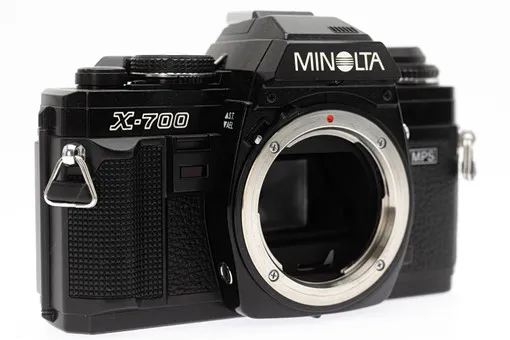 Minolta X-700, 35mm SLR camera (SN 2869676).