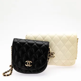 CHANEL. Torba Side Pack Flap / Torba crossbody, 2019.