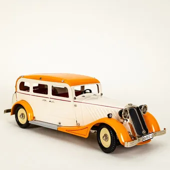 MÄRKLIN. 19032 Pullman Limousine, beige-orange, Maßstab 1:16.