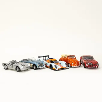 Cinq modèles réduits 1/18 (5).