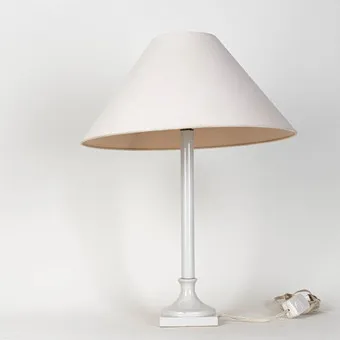 KPM Berlin, table lamp with porcelain base, 20th c.