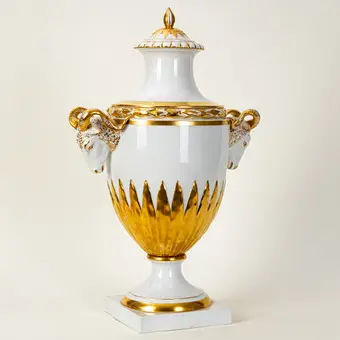 Large lidded vase with ram heads, Fürstenberg, 1906 to 1918.