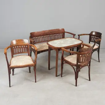 JOSEF EN JACOB KOHN. Zitmeubelset, hout, textielstof, 1e helft 20e eeuw. (5).